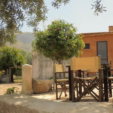 Baglio Poma Holiday home *