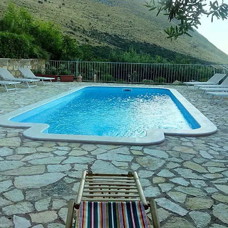 Casa vacanze Baglio Poma *